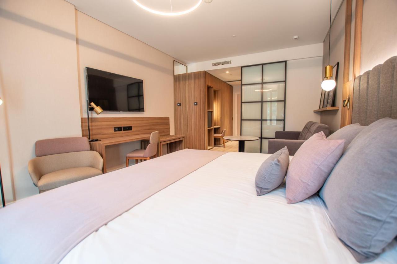 Junior Suite extra bed